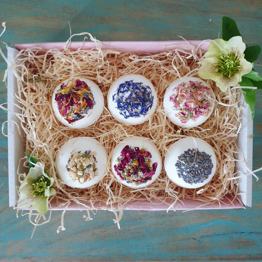 Secret Bath Bombs Pack of 6 (690g)
