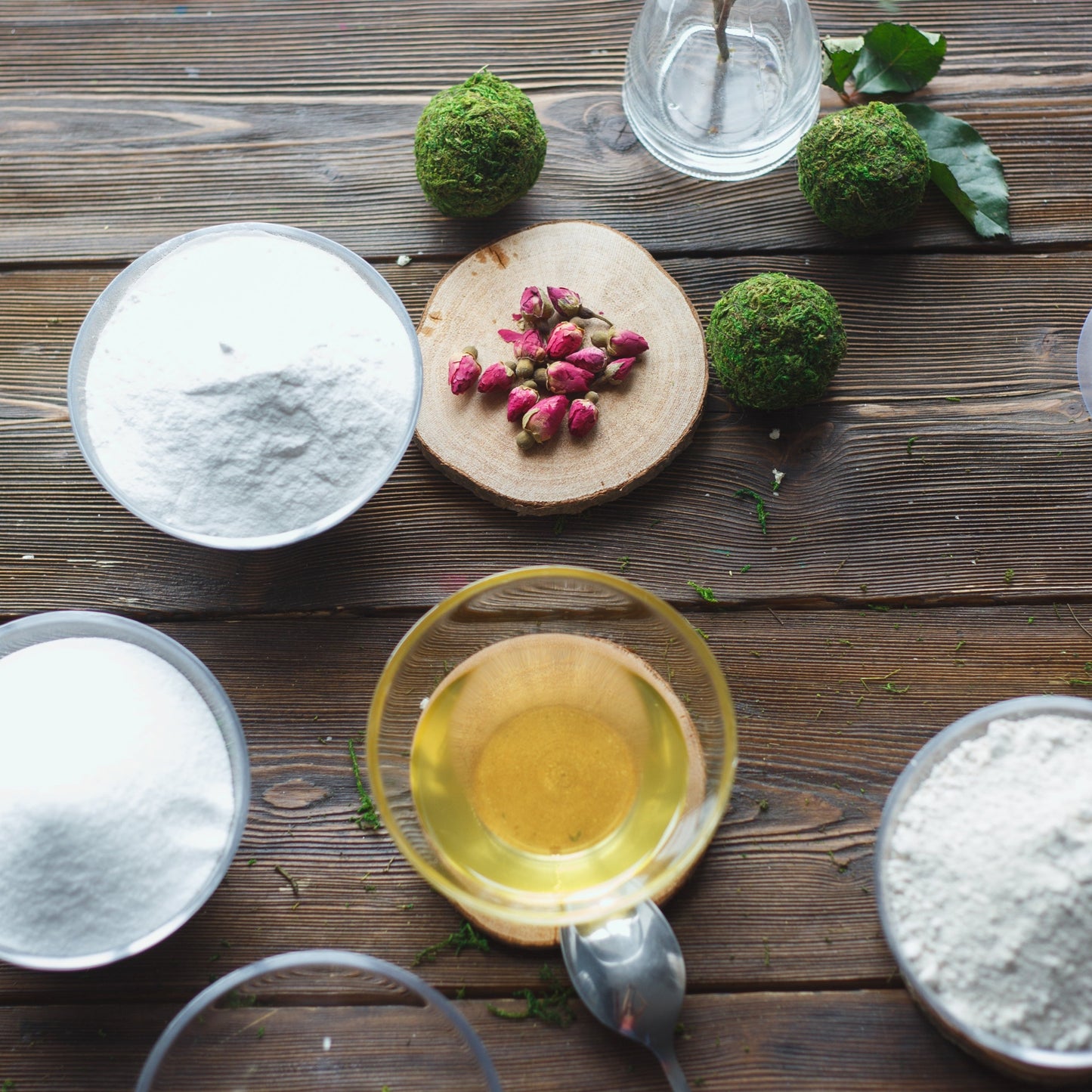 All natural ingredients for a bath bomb making kit. Create your own bath bombs with the help of The Eden Collections.