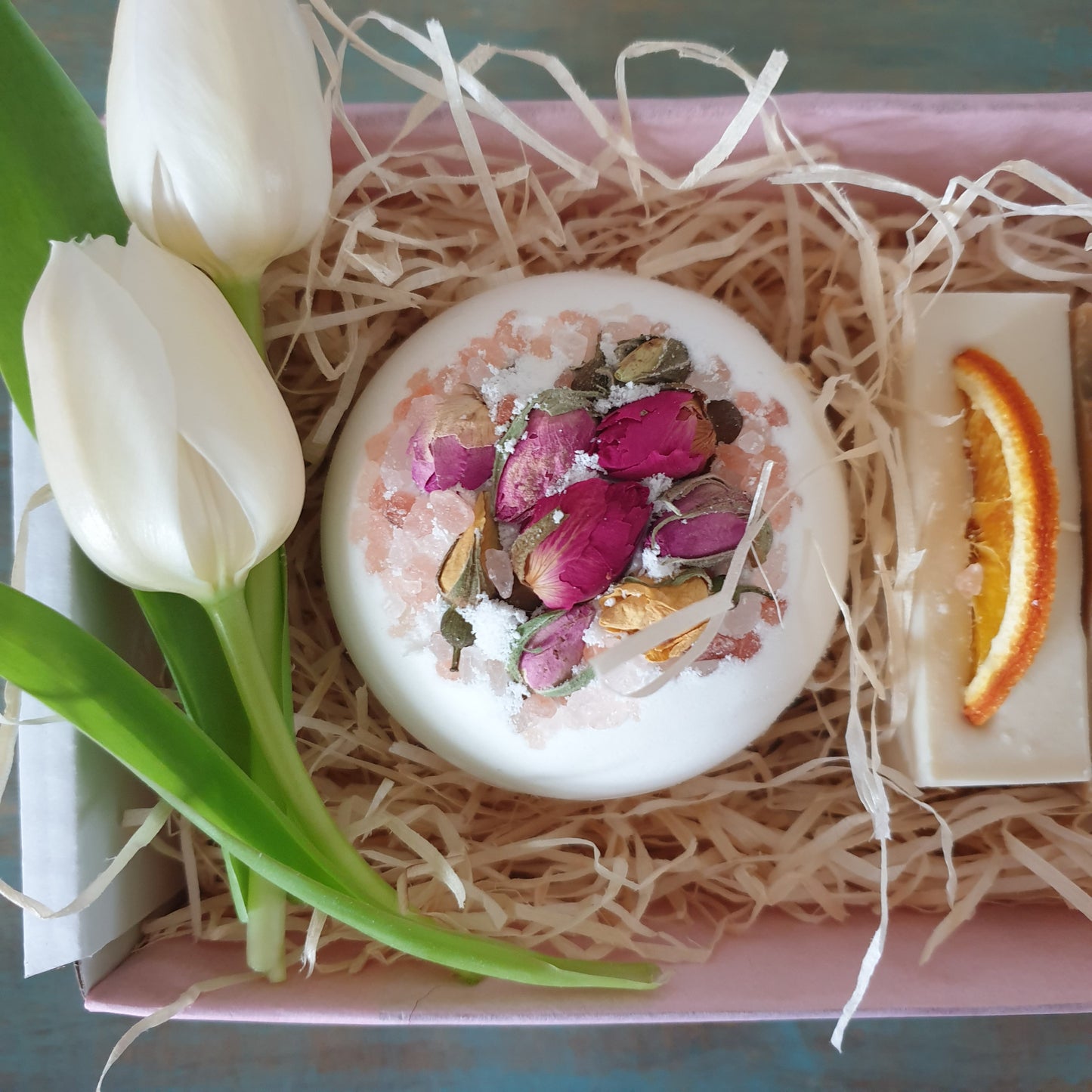 Gift Box with Blossom Secret Bath Bomb and 3x soaps